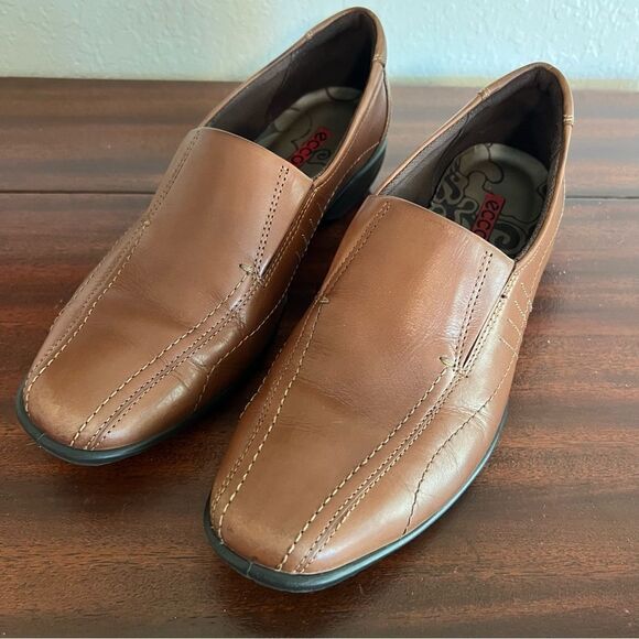 Ecco Brown Leather Loafers. Size 36 (5/5.5). Great Used Condition! - Picture 1 of 9
